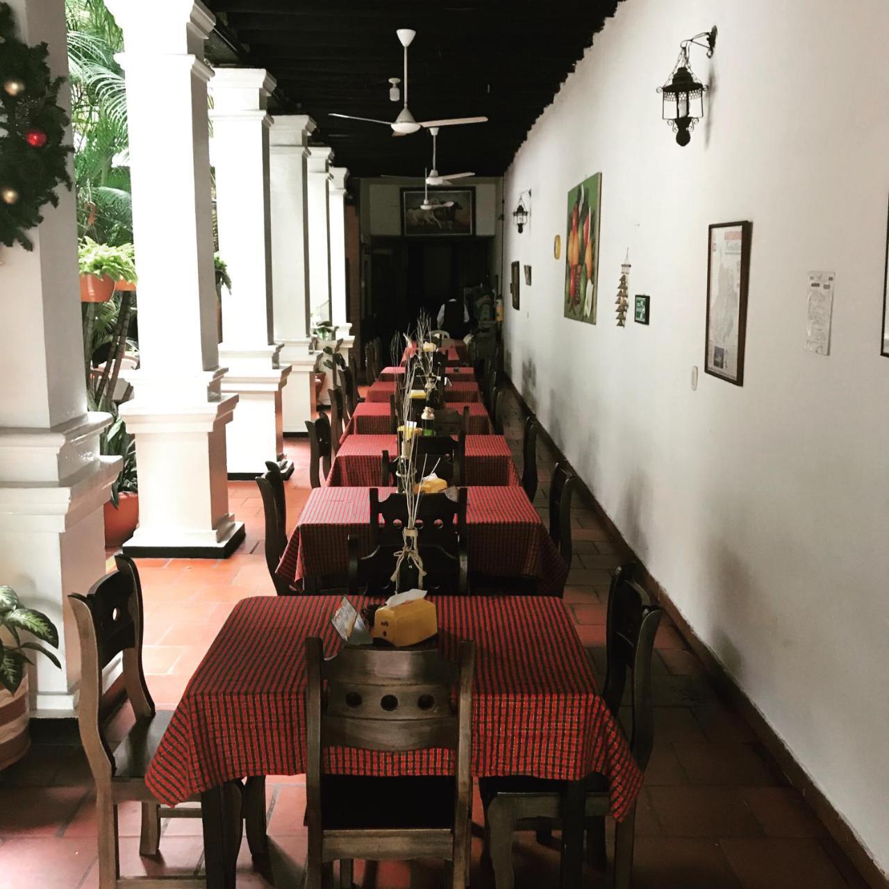 Girón Hotel Las Nieves מראה חיצוני תמונה