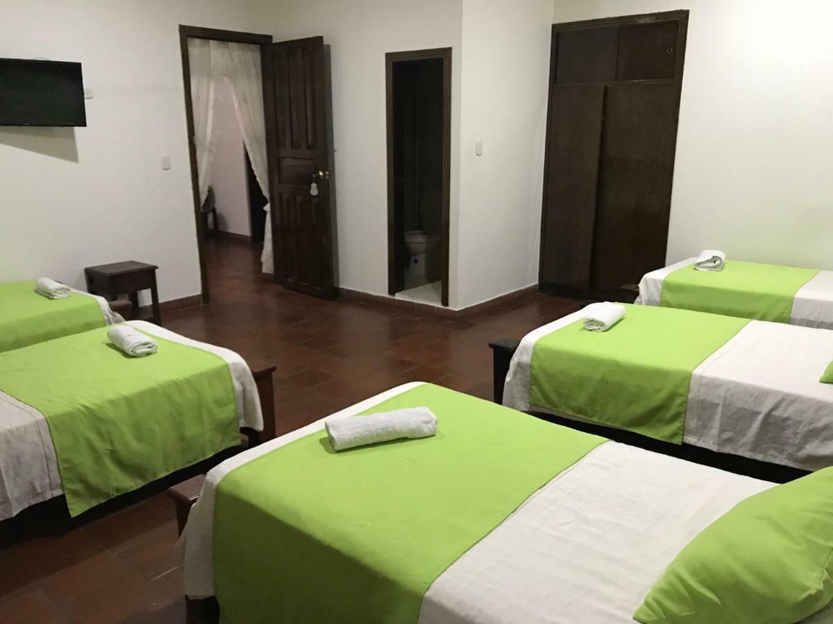 Girón Hotel Las Nieves מראה חיצוני תמונה
